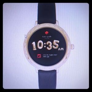 Kate Spade New York scallop touchscreen smartwatch